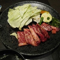 焼肉・しゃぶしゃぶ たちばな ヒルトンプラザイースト店 - 