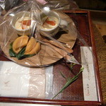 花仙庵 仙仁温泉 岩の湯 - 部屋に用意されている夜食