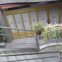 メゾン ポール・ボキューズ - 螺旋階段、期待が膨らみます