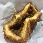 Boulangerie Asanoya Senju Haku Bijutsukan Ten - カレーパン、生地がモッチモチ