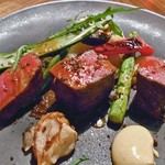 28&Vin - 牛赤身肉のステーキ