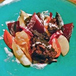 28&Vin - ブータンノワールと赤いサラダ