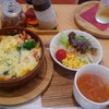 カフェ マル