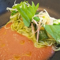 ラ・ボンヌターブル - 