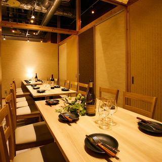 We also have spacious private rooms available for 2 to 112 people.