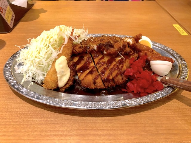 ゴーゴーカレー 神田駅南口パーク>