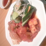 焼肉 名門 - キムチ・カクテキ