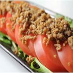 Kankoku Ryouri Yakiniku Souru Taiga- - トマトと挽肉のサラダ
      