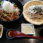 閤 - ローストビーフ丼とお蕎麦のセット・１，６８０円
