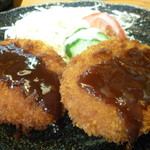 Harumiya - ビーフコロッケ定食