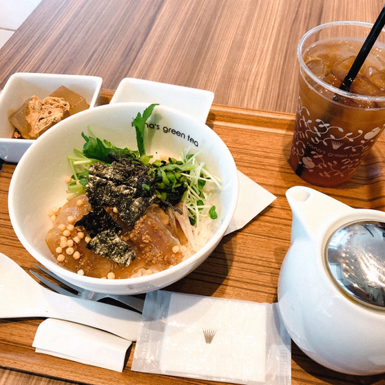 ナナズグリーンティー アミュプラザ鹿児島店 Nana S Green Tea 鹿児島中央 カフェ 食べログ