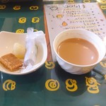 ロイヤルグリーン レストランアンドバー - 2周年プレート(スリランカミルクティ＆お菓子)