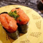 回転寿司 根室花まる - サーモン中落ち