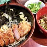 万世麺店 - ざる排骨麺＋パクチー