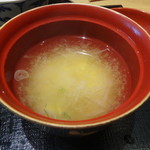 お料理 とみやま - 本日の海鮮丼御膳の椀