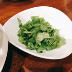 創作麺工房 鳴龍 - パクチー 100円