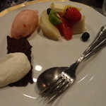 キャトルラパン - デザートまでちゃんとある！