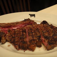 37 Steakhouse & Bar - リブステーキ骨付き650g 