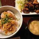 蔵 - やわらか塩バラ丼ご飯大盛り