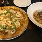 CHIANTI - Sea food pizza/Spaghetti puttanesca
