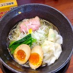 麺の風 祥気 - 冷やし鰹ワンタンそば@880