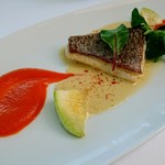 Private Dining Brise Verte - シェフおすすめ白身魚(真鯛) 赤パプリカのクーリーと軽いバターのソース