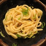 香川 一福 神田店 - かき混ぜる