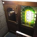 トルッキオ - ③お店の扉