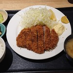 Teishokuya Zakuro - 新座もち豚ロースとんかつ定食