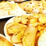パンとピザとスープとサラダとおなかいっぱいカフェ by OHSHIMA - 