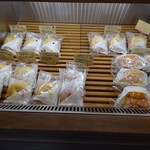 ポムミエル - 店内陳列④総菜サンド系