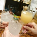 スタンドシャン食 Osaka北新地 Champagne & GYOZA BAR - 