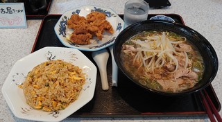 ラーメン藤 - 醤油ラーメンセット