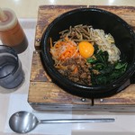 Ishiyaki Bibimpa - 石焼ビビンパ￥550+税
