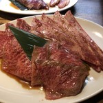 焼肉ホルモンにくろう - 