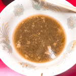 ラーメン二郎 - スープ結構飲んだ