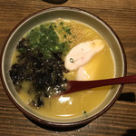 Torizo Kurofune Sakuhei Ten - 水炊きスープの鶏塩ラーメン