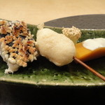 野嵯和 - 鰆のあられ焼き、高野豆腐のアメリカンドック風、煮蕗、カボチャのホワイトチョコレート乗せ