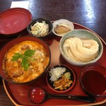 Sakurano Sato - 比内地鶏の親子丼と稲庭うどんのセット