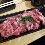 ホルモン焼もんもん - 