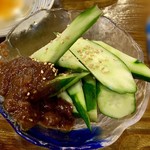 よって屋 - もろQ 350円