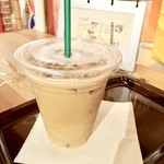 スタジオカフェ ズーアドベンチャー - カフェラテ(ICE)380円