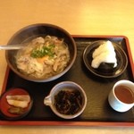 手打ちうどん　くいしん棒 - 日替わり定食  具沢山うどん  700円