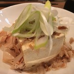 壱岐 - ＊壱岐豆腐。
単なる豆腐と思ったら大間違いの逸品！
『これがお豆腐？？？』と思うビックリする食感です。
1度食べたら病み付きになる感じ♫