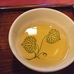 Saruya - ほうじ茶（器の柄がカワイイ）