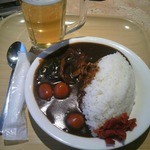 プリンスフルーニ - 特製野菜カレー＋生ビール