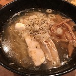 白金 鳥とも - 〆の鳥スープ ラーメン