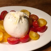 カルネジーオ イースト - 