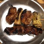 肉のいちのへ - カモネギとはらみ