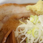 初志貫徹 - 特製味噌らーめん　左アップで撮影